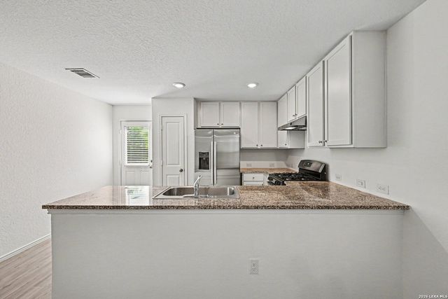5430 DAPHNE PATH, San Antonio, TX 78253