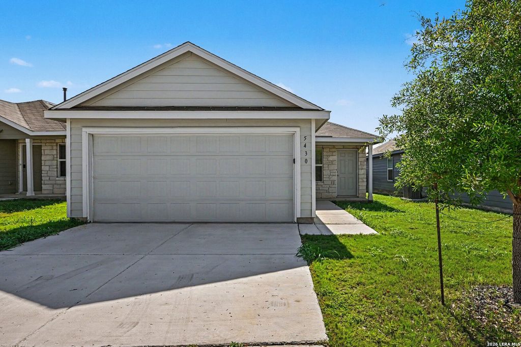 5430 DAPHNE PATH, San Antonio, TX 78253