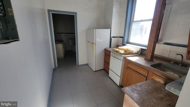 3258 N FRONT ST, Philadelphia, PA 19140