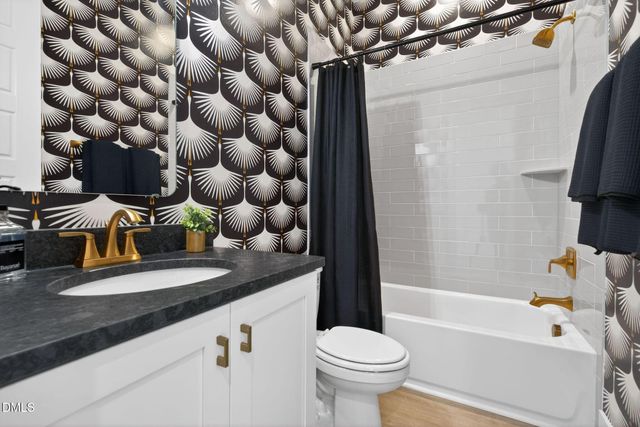 1127 Bradburn Drive, Durham, NC 27713