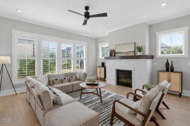 1127 Bradburn Drive, Durham, NC 27713