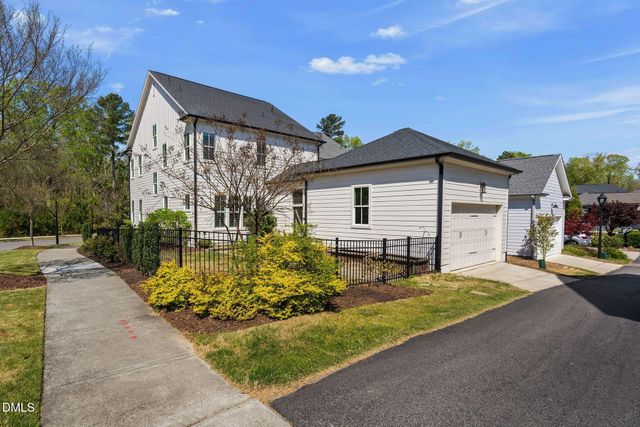 1127 Bradburn Drive, Durham, NC 27713