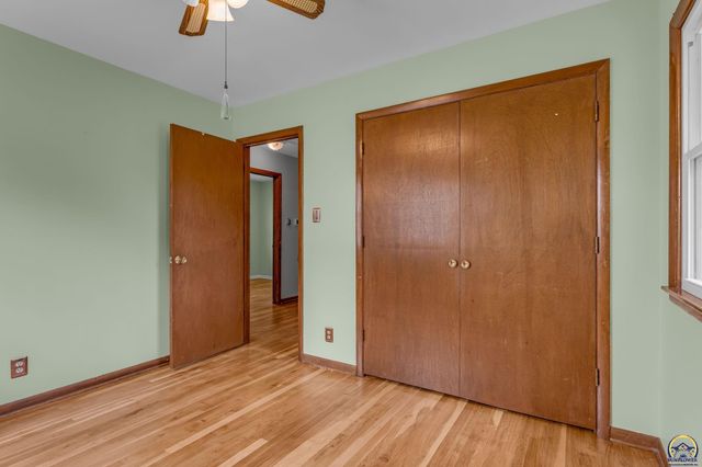 3114 SW Arnold AVE, Topeka, KS 66614