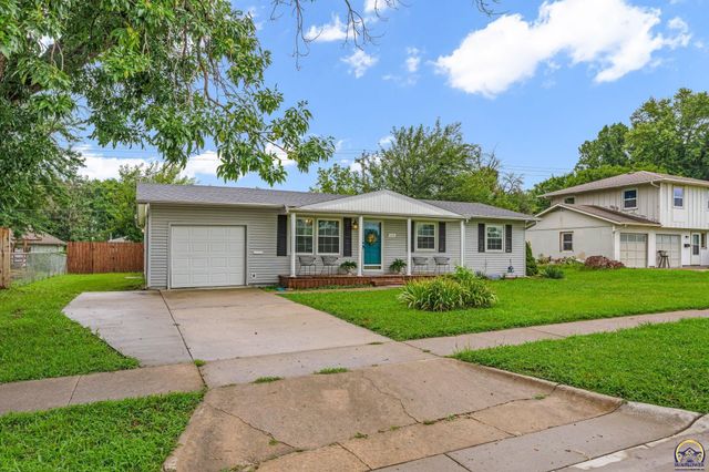 3114 SW Arnold AVE, Topeka, KS 66614