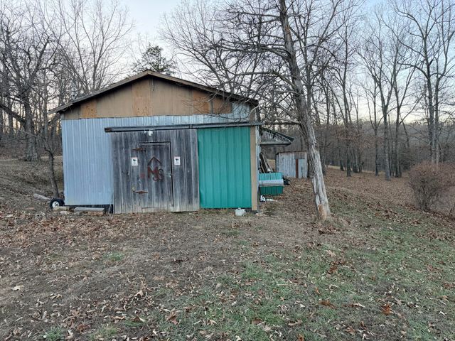 153 Private Road 204-184, Alton, MO 65606