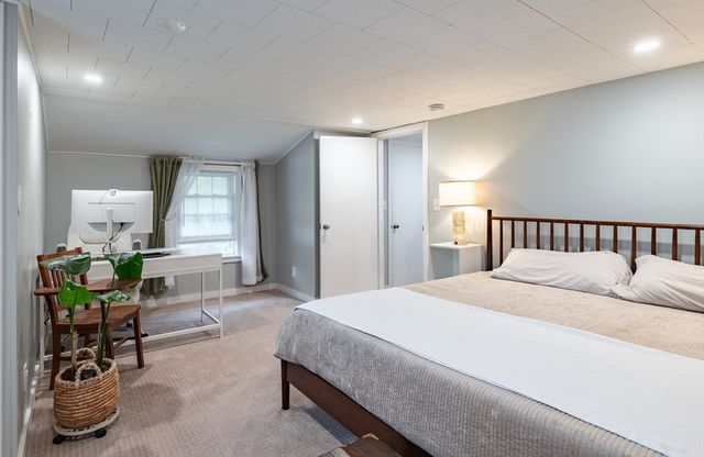 287 Purchase St, Milford, MA 01757
