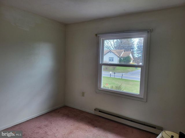 707 WYNDAMERE RD, Lewisberry, PA 17339