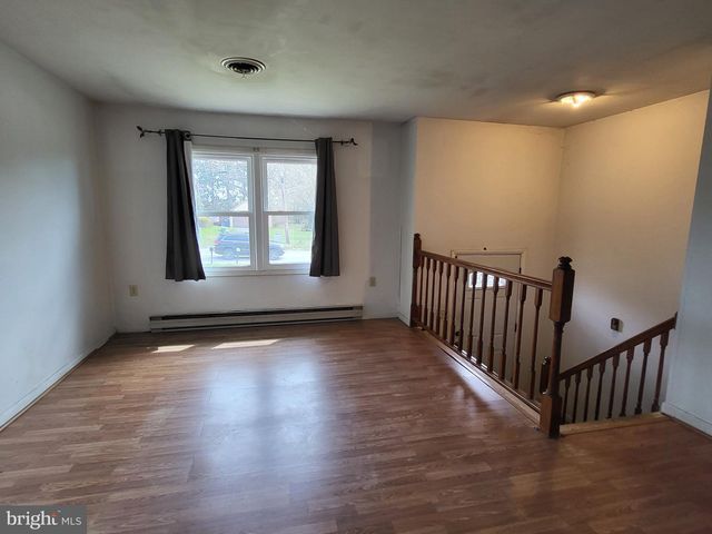 707 WYNDAMERE RD, Lewisberry, PA 17339