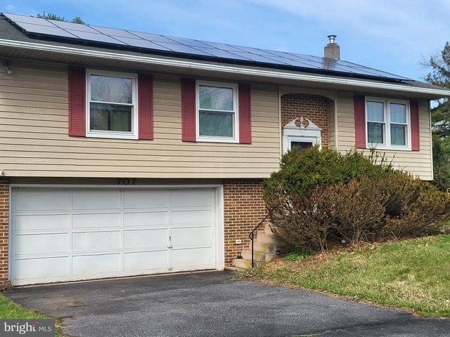 707 WYNDAMERE RD, Lewisberry, PA 17339