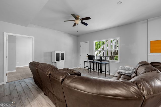 56 Montpelier Place, Sharpsburg, GA 30277