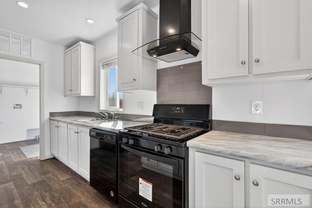 Image 11 of property listing at 751 Clark Drive, Blackfoot, ID 83221