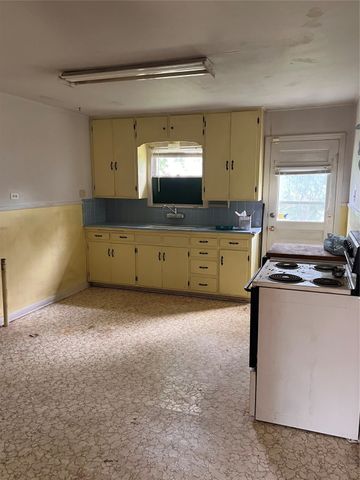 3816 N 20th Street, Waco, TX 76708