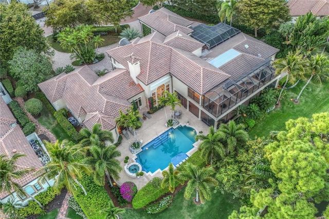 1132 Dormie DR, Naples, FL 34108