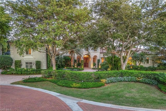 1132 Dormie DR, Naples, FL 34108