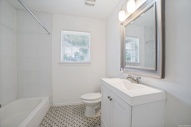 1803 San Angelo, San Antonio, TX 78201