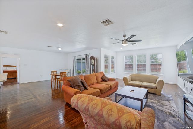 1803 San Angelo, San Antonio, TX 78201