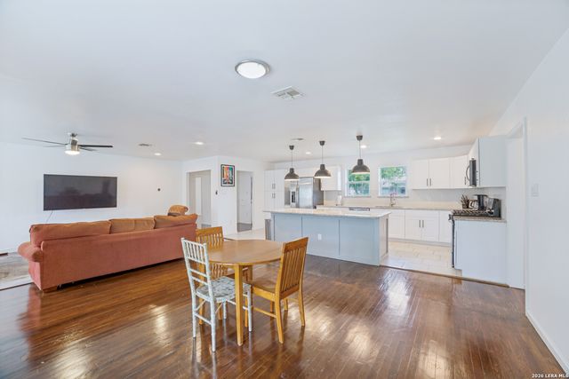 1803 San Angelo, San Antonio, TX 78201