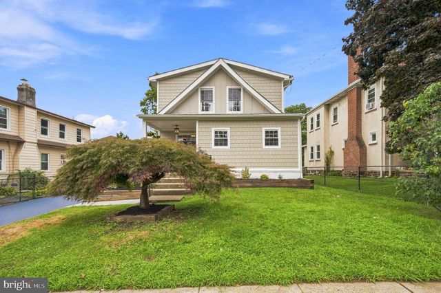 218 LINWOOD AVE, Ardmore, PA 19003