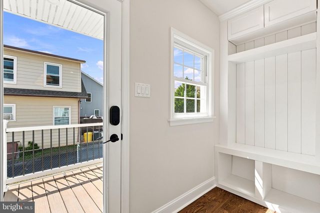 218 LINWOOD AVE, Ardmore, PA 19003