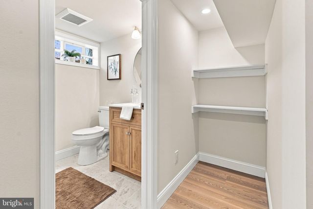 218 LINWOOD AVE, Ardmore, PA 19003