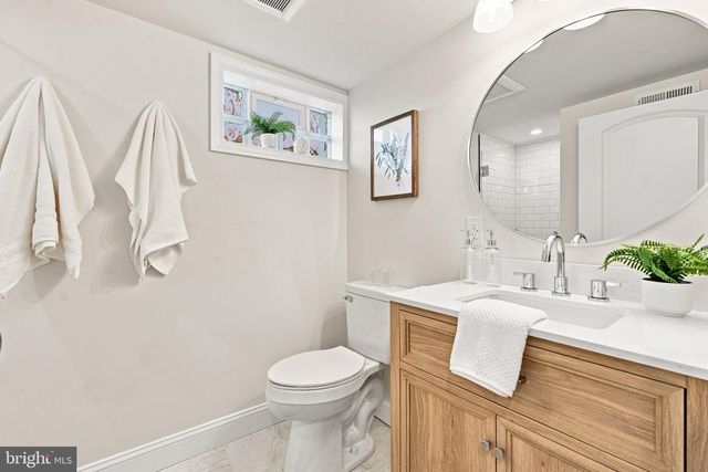 218 LINWOOD AVE, Ardmore, PA 19003