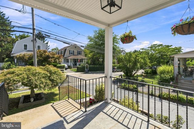 218 LINWOOD AVE, Ardmore, PA 19003