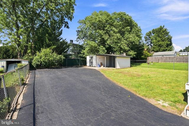 218 LINWOOD AVE, Ardmore, PA 19003