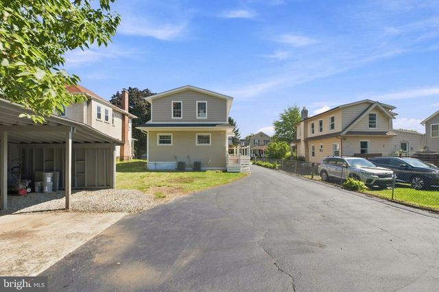218 LINWOOD AVE, Ardmore, PA 19003