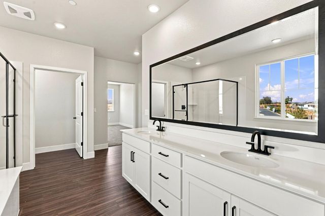 1170 Basecamp Dr, Lincoln, CA 95648