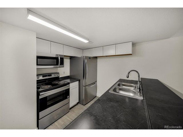 125 S 22nd Ave 14, Brighton, CO 80601