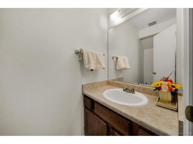 125 S 22nd Ave 14, Brighton, CO 80601