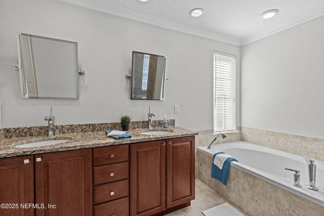 300 BERMUDA BAY Circle 308, Ponte Vedra Beach, FL 32082