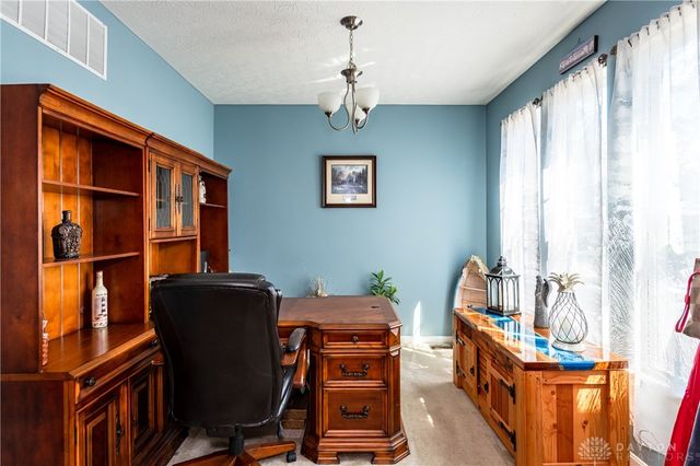 6590 Thistle Grove, Morrow, OH 45152