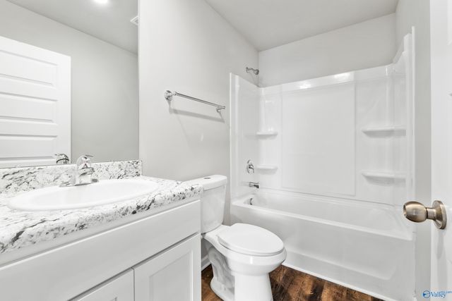 301 Spanish Moss Court, New Market, AL 35761