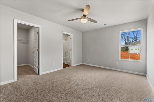 301 Spanish Moss Court, New Market, AL 35761