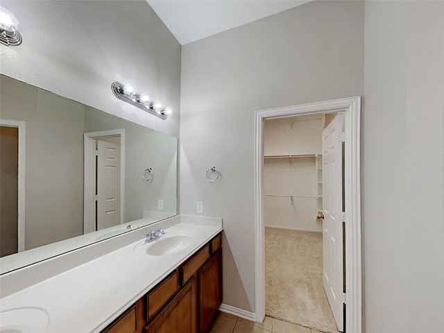 8152 Black Ash Drive, Fort Worth, TX 76131