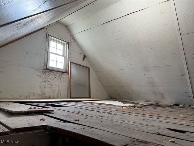 2102 16th Street NE, Canton, OH 44705