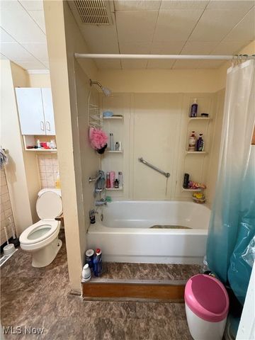 2102 16th Street NE, Canton, OH 44705