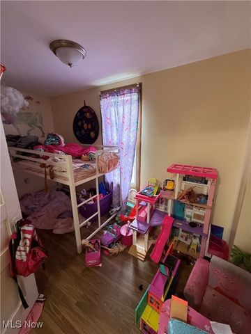 2102 16th Street NE, Canton, OH 44705