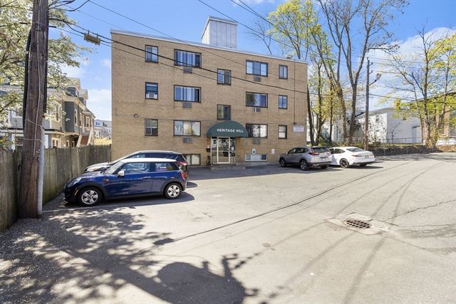 46 Adams St C5, Boston, MA 02122