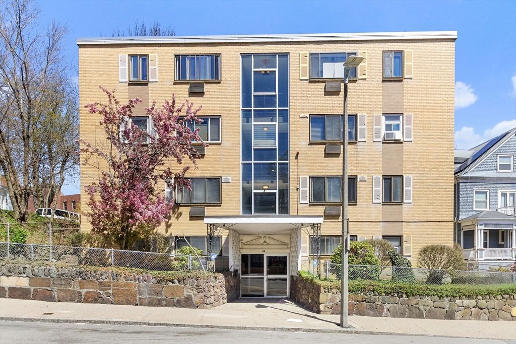 46 Adams St C5, Boston, MA 02122
