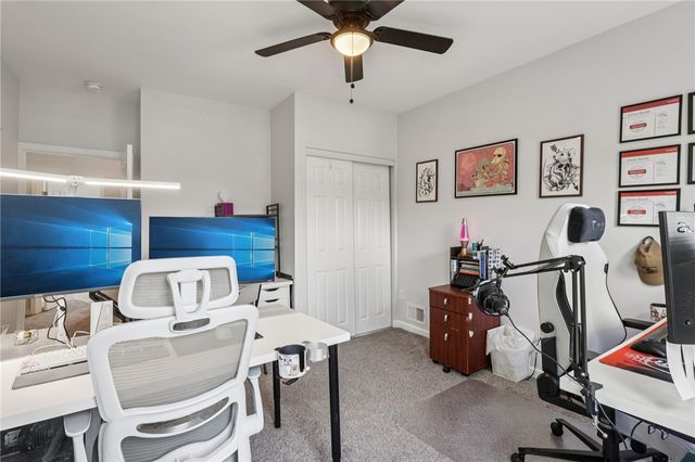 6 Elmont St, Crafton Heights, PA 15205