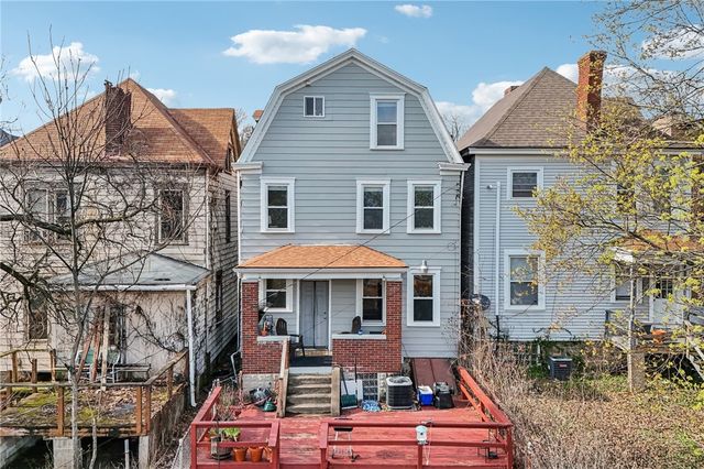 6 Elmont St, Crafton Heights, PA 15205