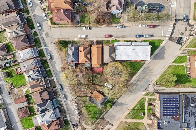 6 Elmont St, Crafton Heights, PA 15205