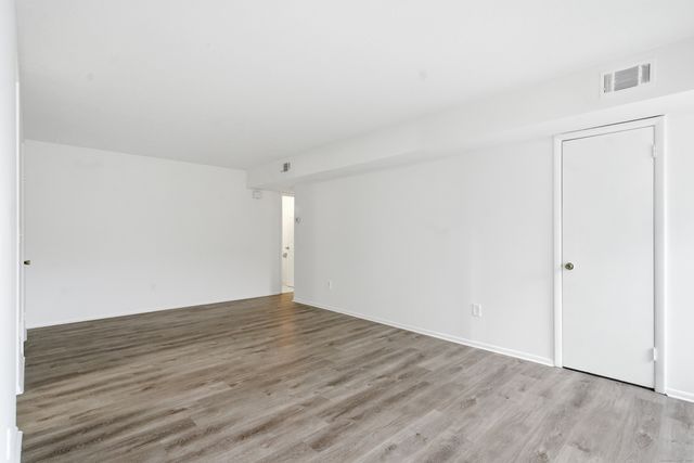 9 Birch Lane K, East Haven, CT 06513