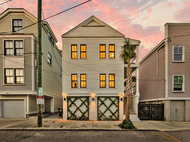 72 Hanover Street, Charleston, SC 29403