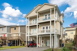 104 Sea Oaks Court, North Topsail Beach, NC 28460