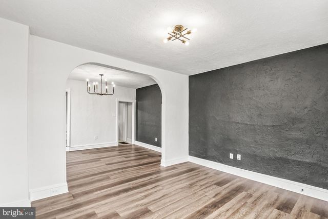 145 N MAIN ST, Spring Grove, PA 17362