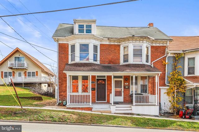 145 N MAIN ST, Spring Grove, PA 17362