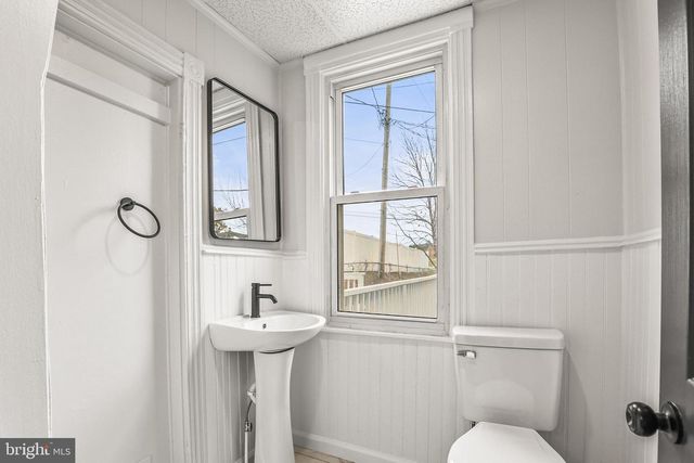 145 N MAIN ST, Spring Grove, PA 17362